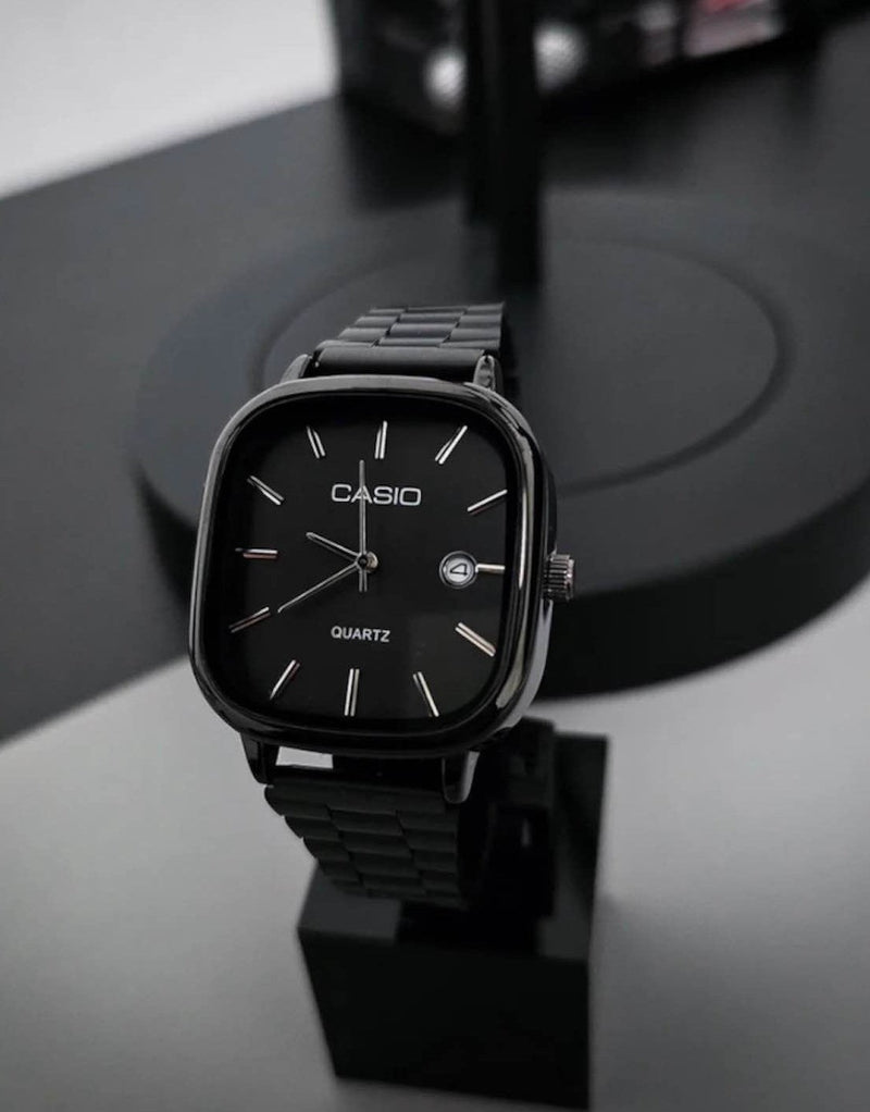 CASIO QUARTZ WATCH detail view